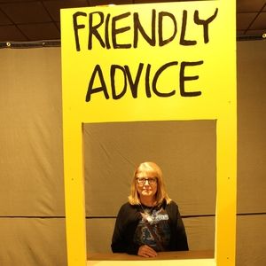 Meet your Posher, Debbie